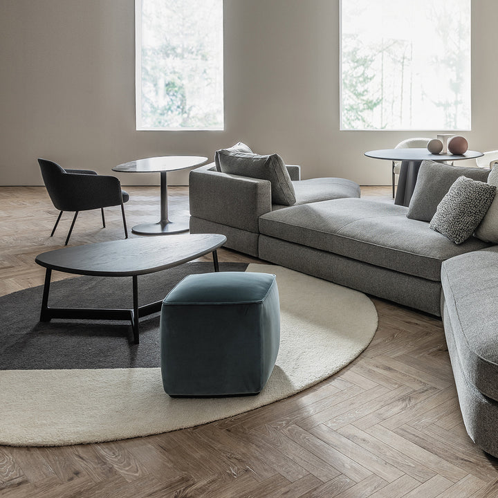 移動して使える便利なスツールBOCCONEコーディネート実例